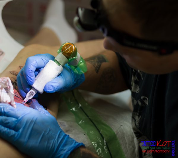 Татуировка в Солнечногорске • 61 • KOT.INK - Tattoo Татуировка в Солнечногорске +7 (991) 938-28-22 Tattoo +7 (926) 254-72-50 • (21.11.2025) • KOT.INK - Tattoo Татуировка в Солнечногорске +7 (991) 938-28-22 • Tattoo - KOT.INK - Татуировка в Солнечногорске, Клину, Зеленограде. Лучшая тату студия Солнечногорска 37M 25